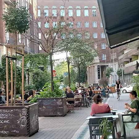 Tiny In The Heart Of Appartement