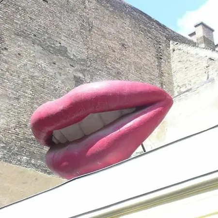 Tiny In The Heart Of * Budapest